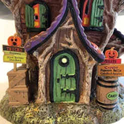 Department 56 Trixie's Tricks & Treats Hot